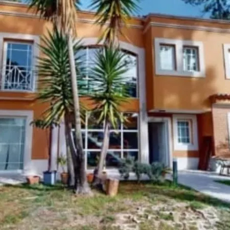 Luxury Aroeira *