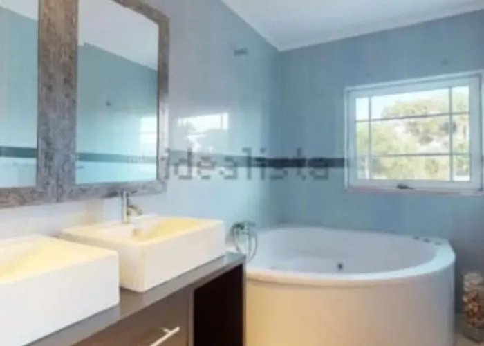 Luxury Aroeira 别墅 *